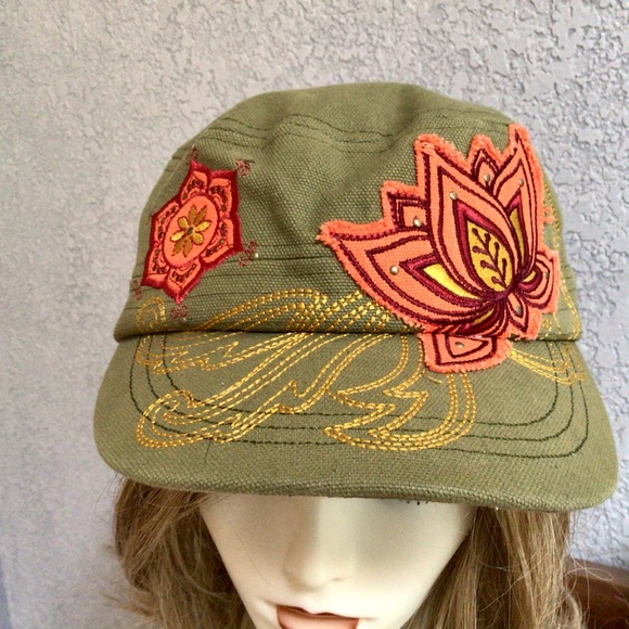 “FIND YOUR OWN BLISS” Cotton Hat - Picture 5 of 9